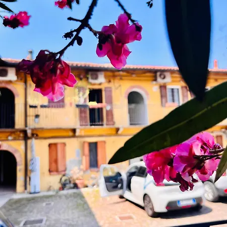 Cascina La Botanica Apartment *